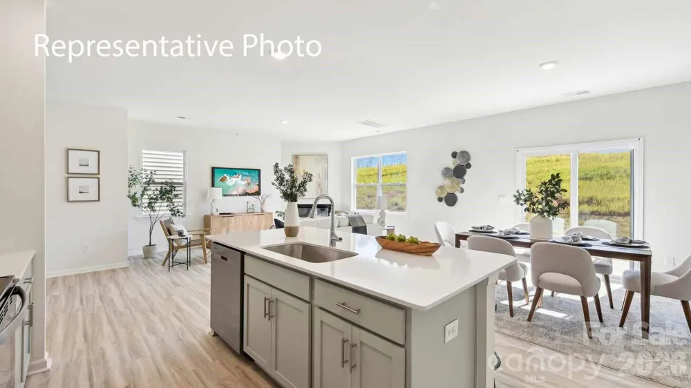 672 13th Avenue Drive NE Hickory, NC 28601