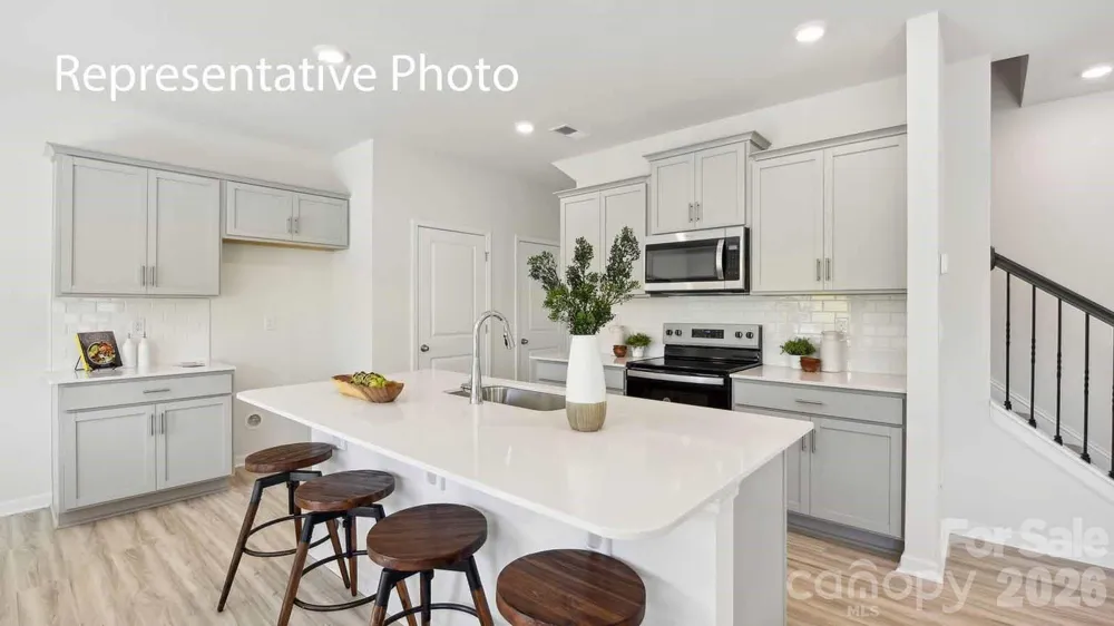 672 13th Avenue Drive NE Hickory, NC 28601