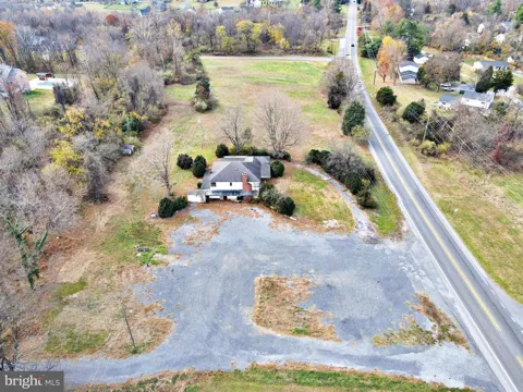 7174 MARTINSBURG PIKE
