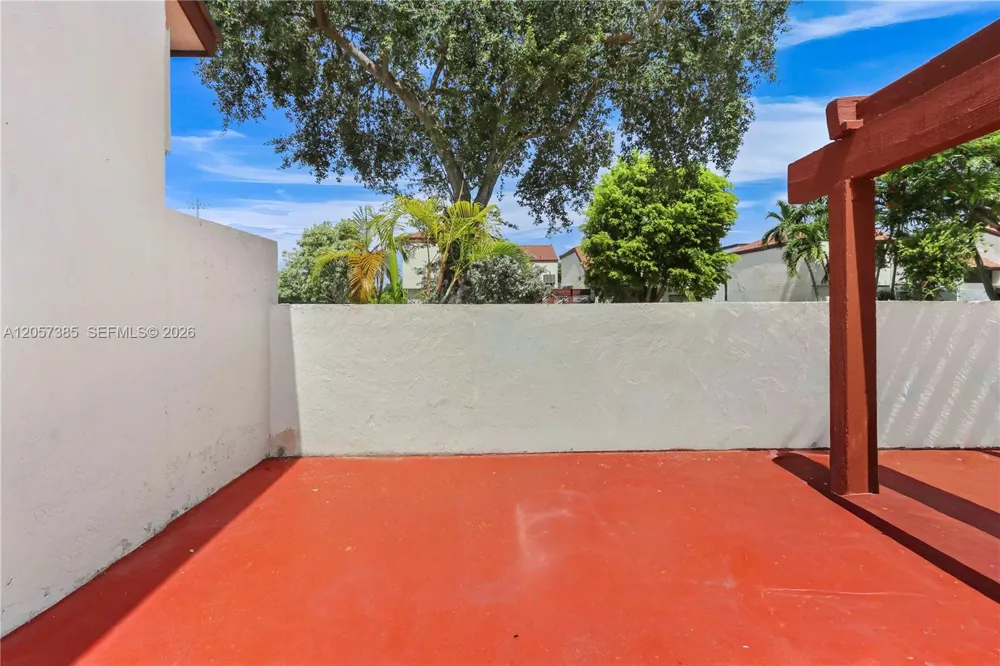 443 NW 97th Pl #443 Miami, FL 33172