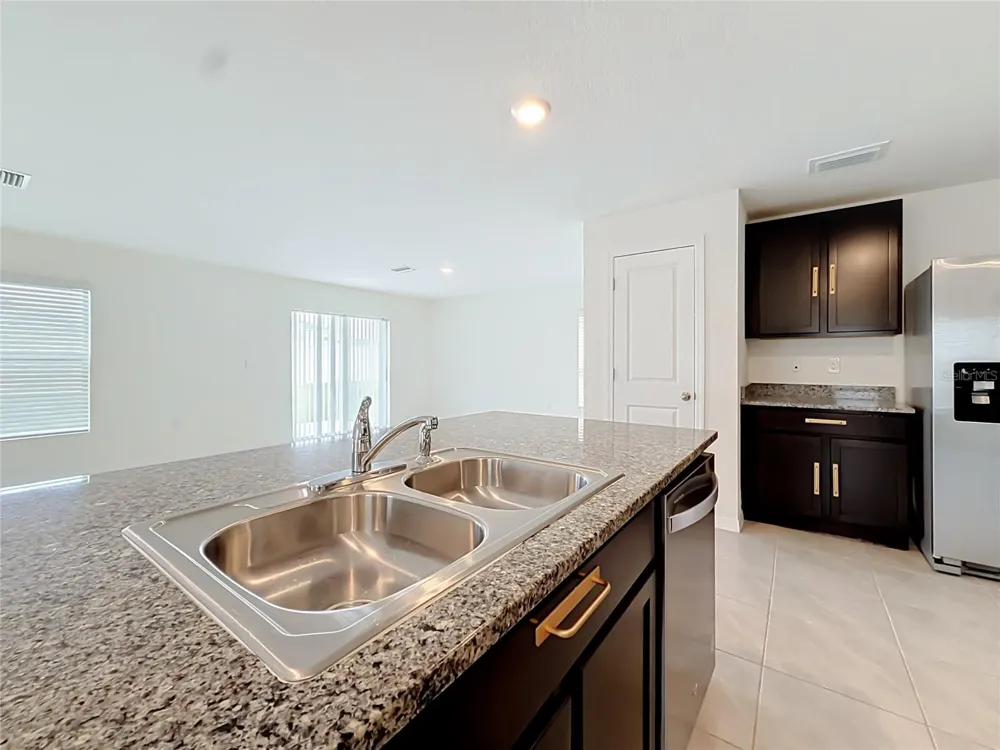 35288 SPRUCE KNOB COURT Dade City, FL 33525