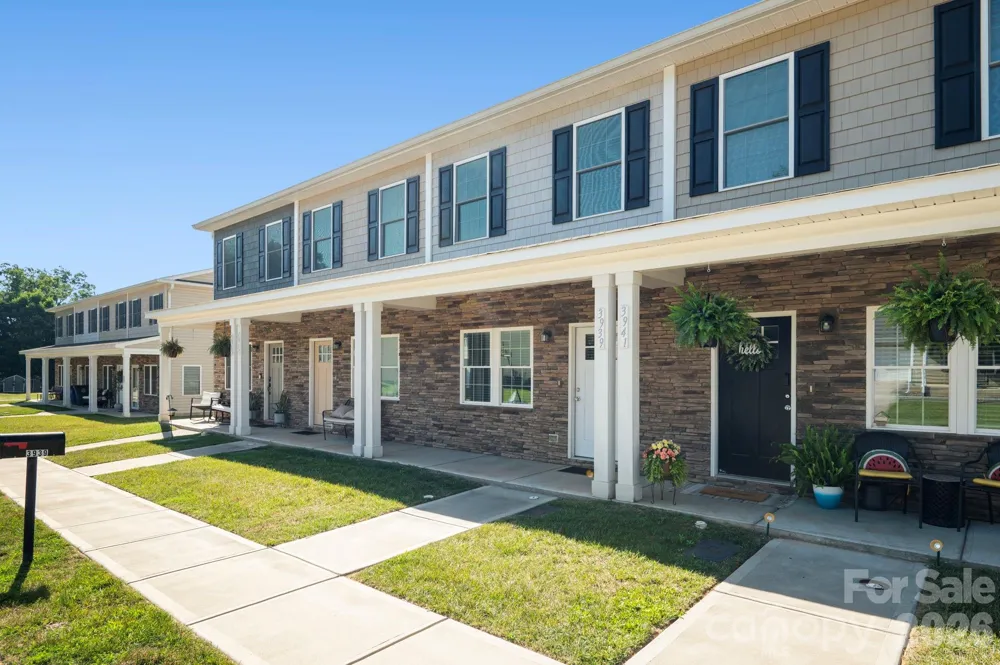 3939 Newhall Drive Hickory, NC 28601