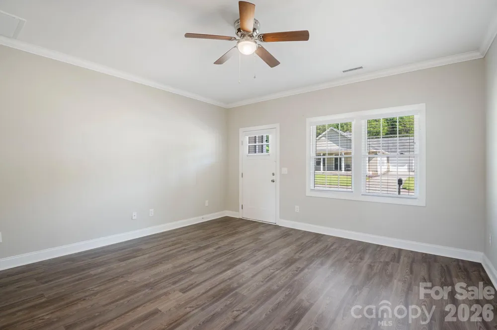 3939 Newhall Drive Hickory, NC 28601