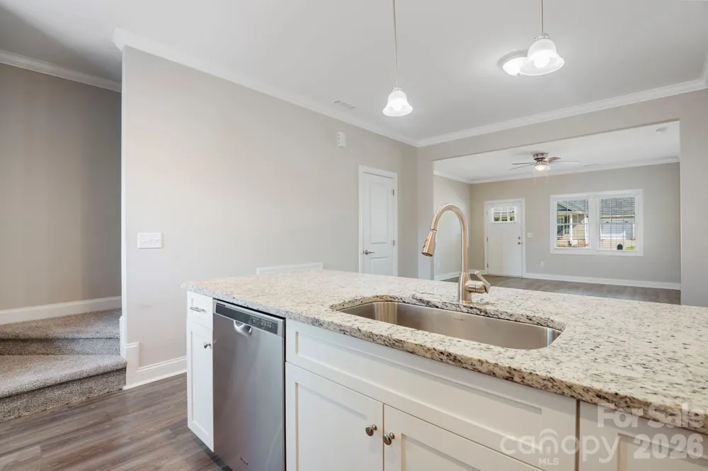 3939 Newhall Drive Hickory, NC 28601