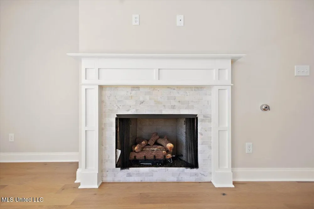 705 Washington Street Nesbit, MS 38651