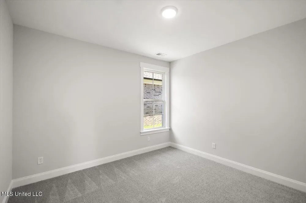 705 Washington Street Nesbit, MS 38651
