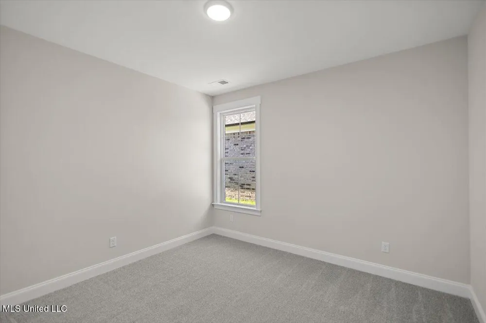 705 Washington Street Nesbit, MS 38651