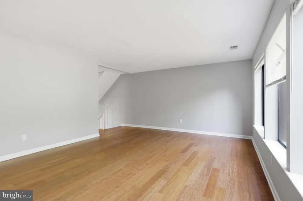 5538 VANTAGE POINT ROAD Columbia, MD 21044
