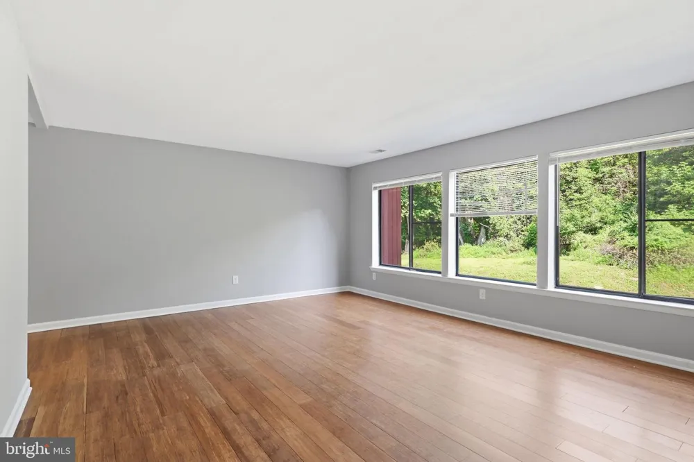 5538 VANTAGE POINT ROAD Columbia, MD 21044