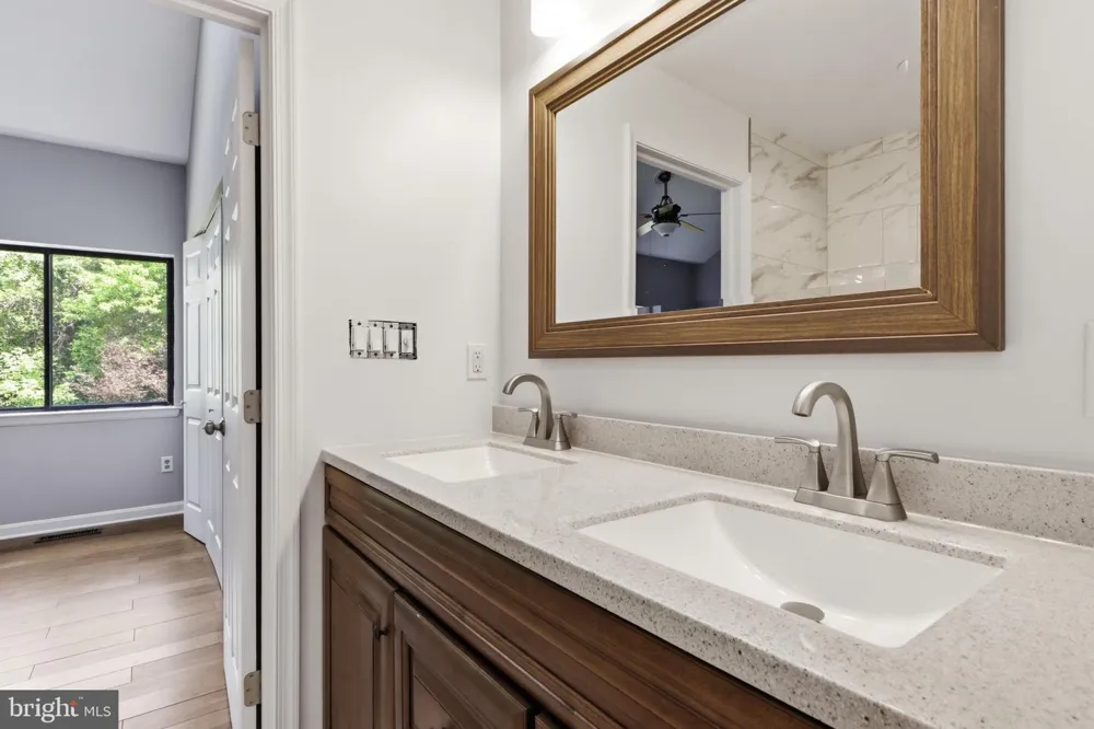 5538 VANTAGE POINT ROAD Columbia, MD 21044