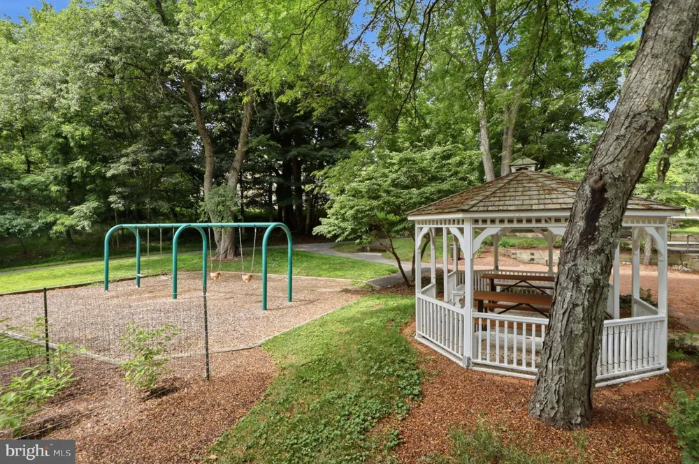 5538 VANTAGE POINT ROAD Columbia, MD 21044