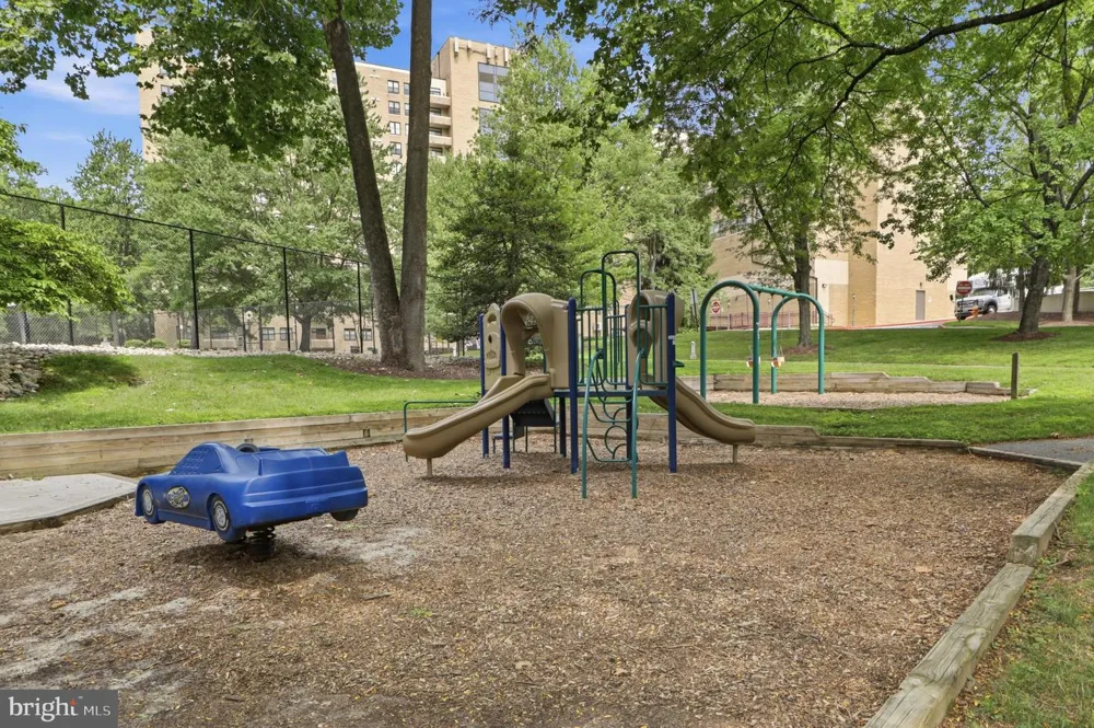 5538 VANTAGE POINT ROAD Columbia, MD 21044