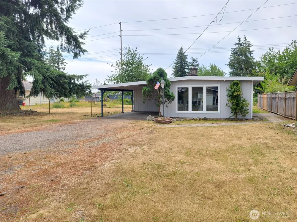 1713 W Martin Street Elma, WA 98541