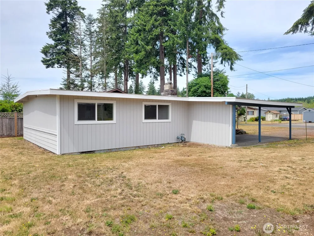 1713 W Martin Street Elma, WA 98541