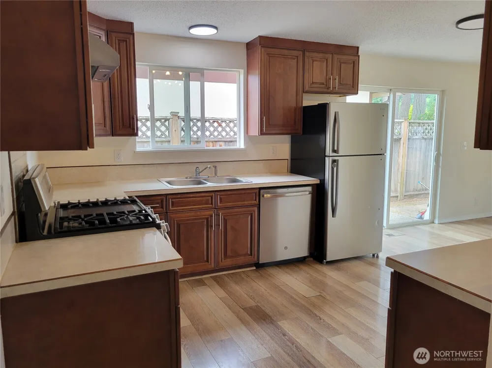 1713 W Martin Street Elma, WA 98541