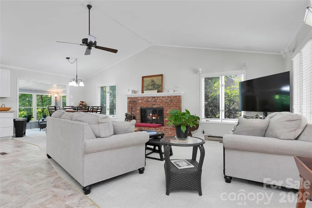 222 Sedi Lane Brevard, NC 28712