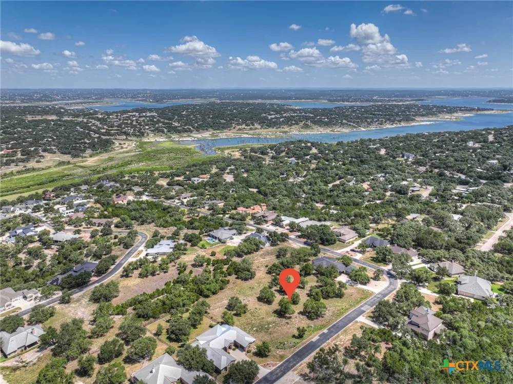1613 Bella Vista Canyon Lake, TX 78133
