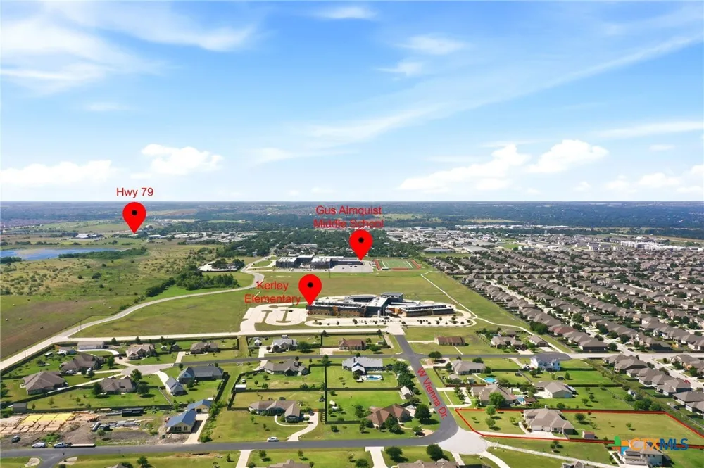120 W Vienna Drive Hutto, TX 78634