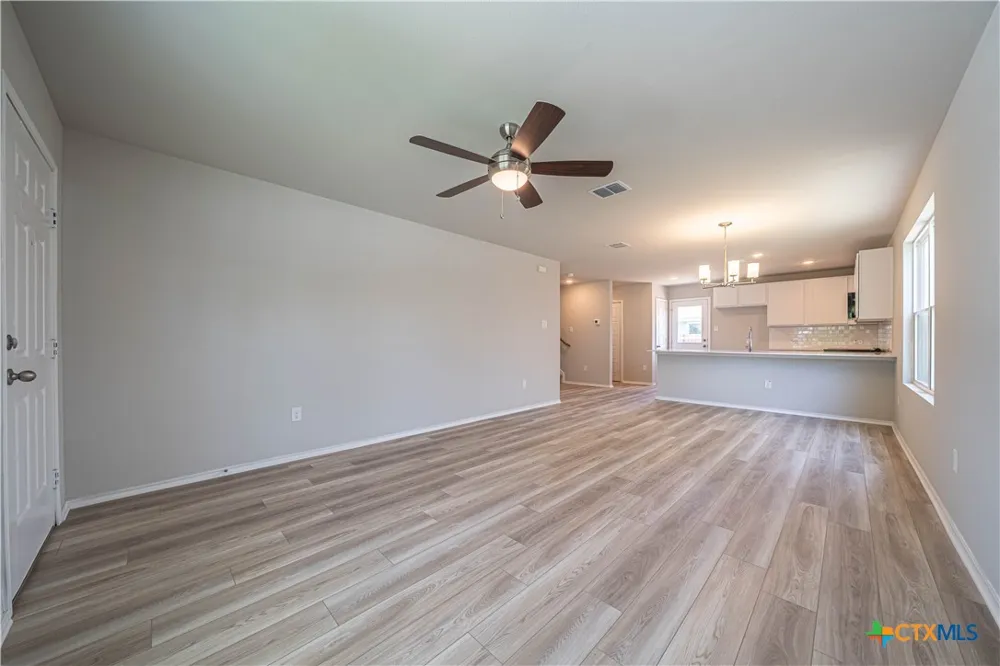 304 West Martindale St Seguin, TX 78155