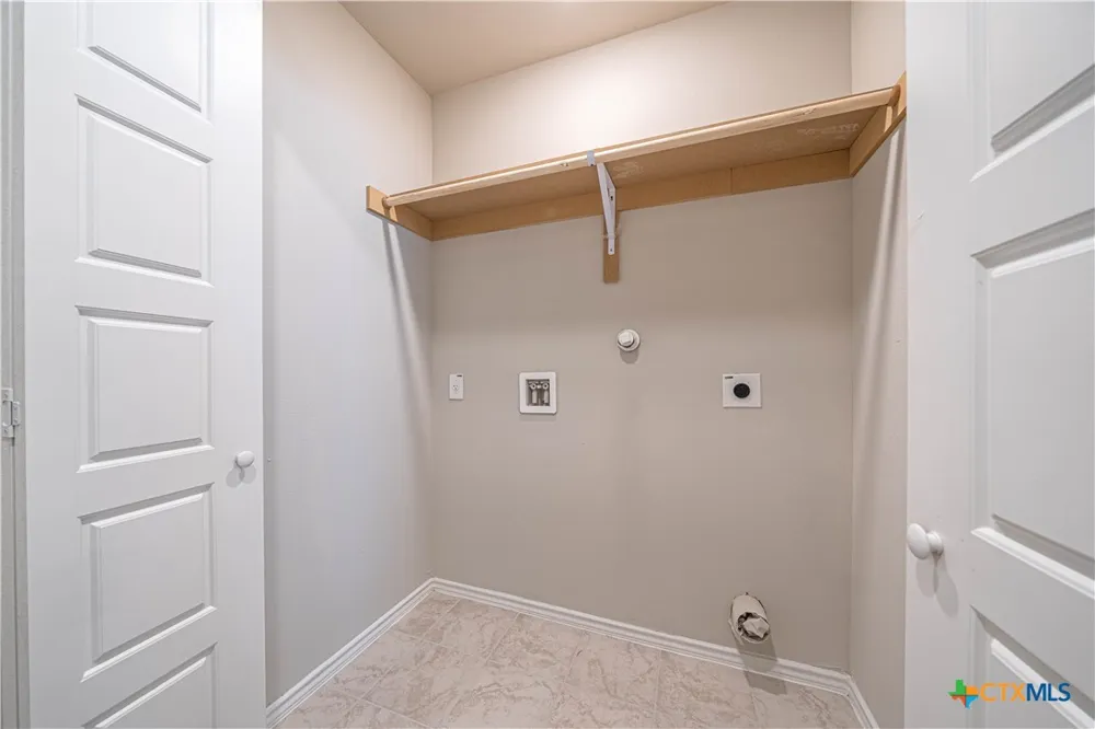 304 West Martindale St Seguin, TX 78155