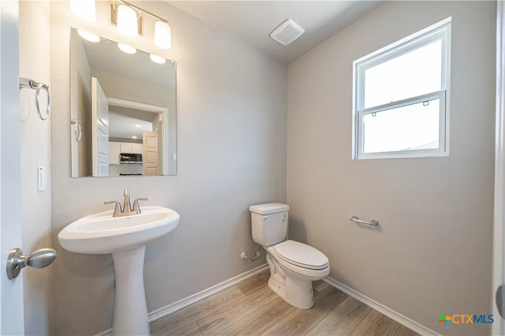 304 West Martindale St Seguin, TX 78155