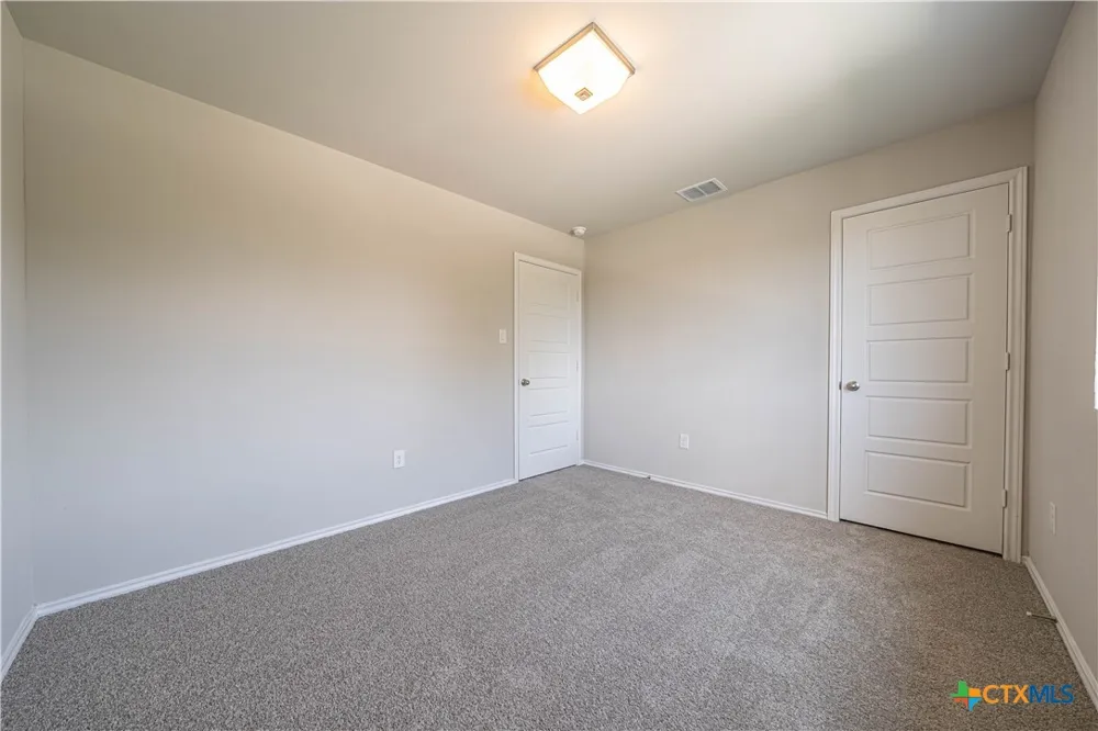 304 West Martindale St Seguin, TX 78155