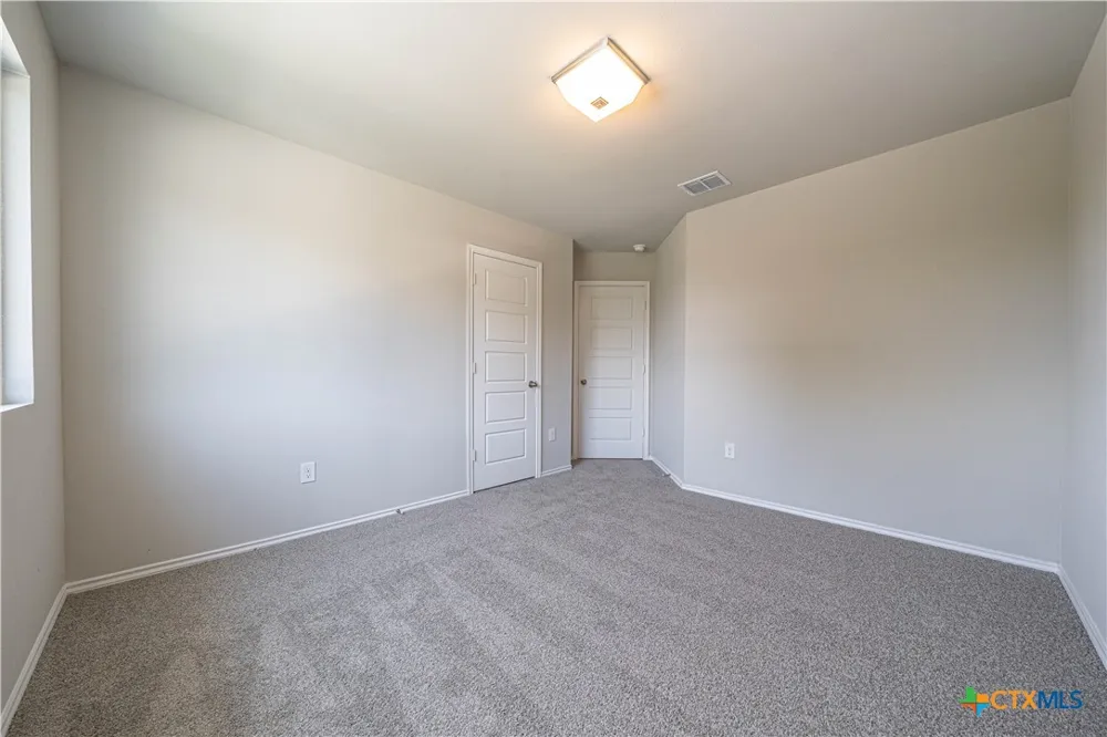 304 West Martindale St Seguin, TX 78155