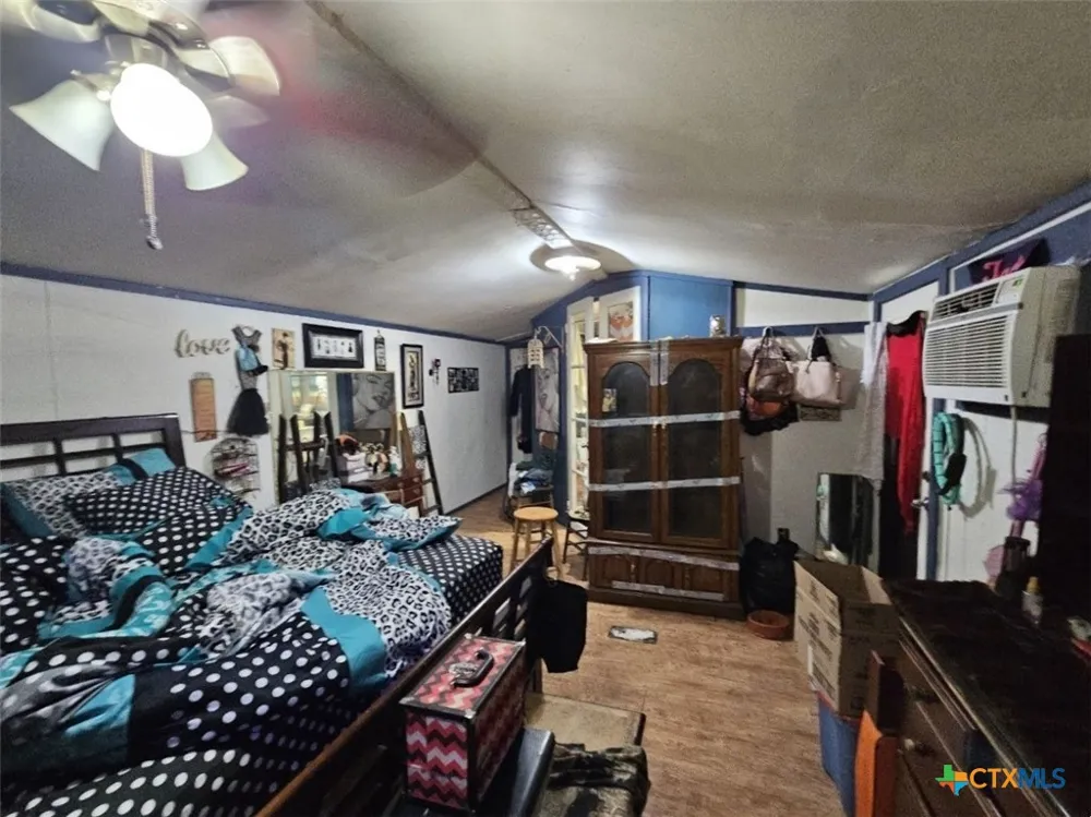 424 Christopher Drive #B Eddy, TX 76524