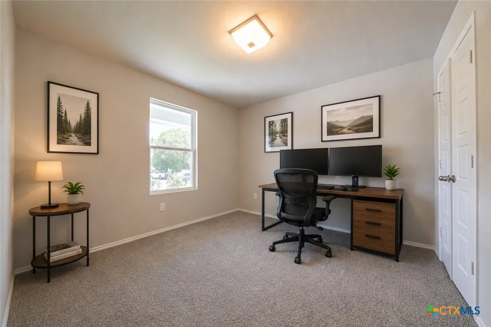 240 West Martindale Seguin, TX 78155