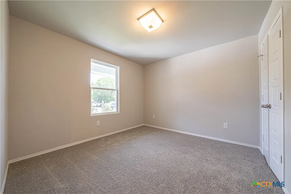 240 West Martindale Seguin, TX 78155