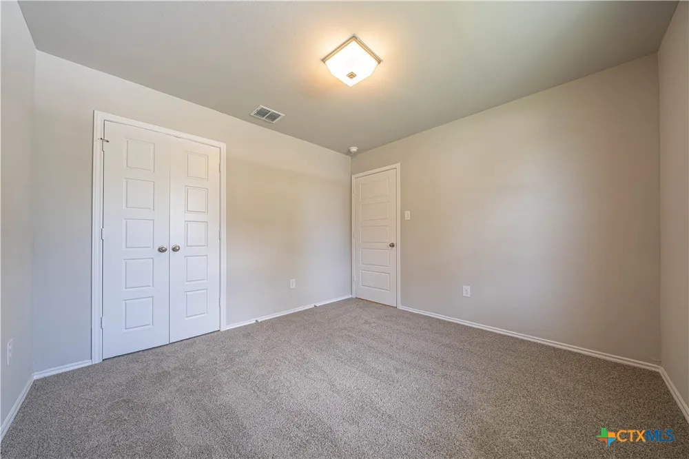 240 West Martindale Seguin, TX 78155
