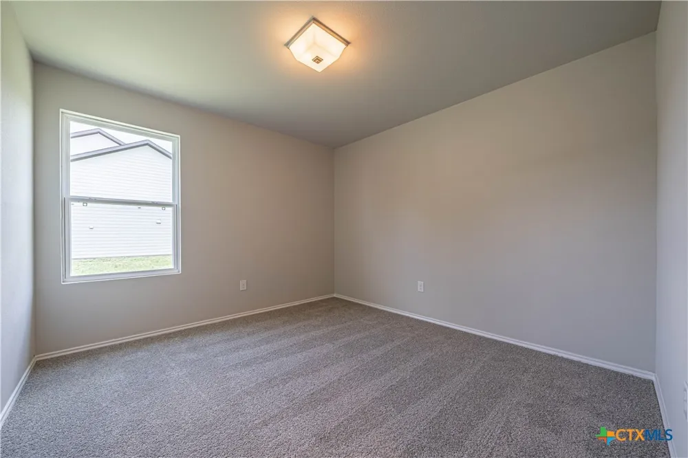 240 West Martindale Seguin, TX 78155