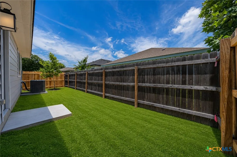 240 West Martindale Seguin, TX 78155