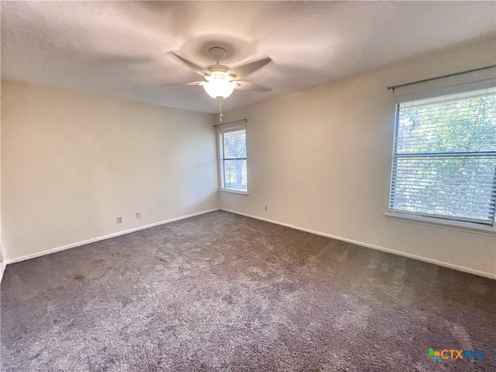 1438 Plumeria Street San Antonio, TX 78232