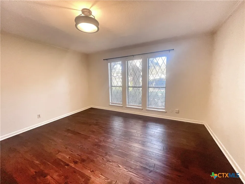 1438 Plumeria Street San Antonio, TX 78232