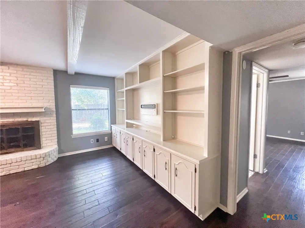 1438 Plumeria Street San Antonio, TX 78232