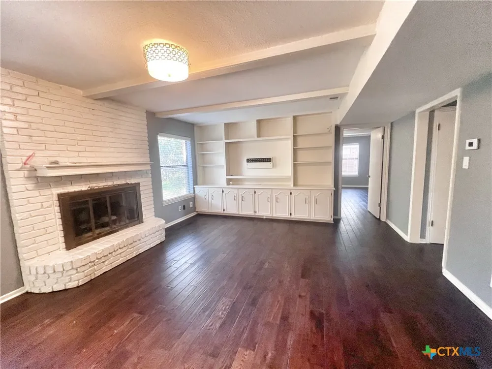 1438 Plumeria Street San Antonio, TX 78232