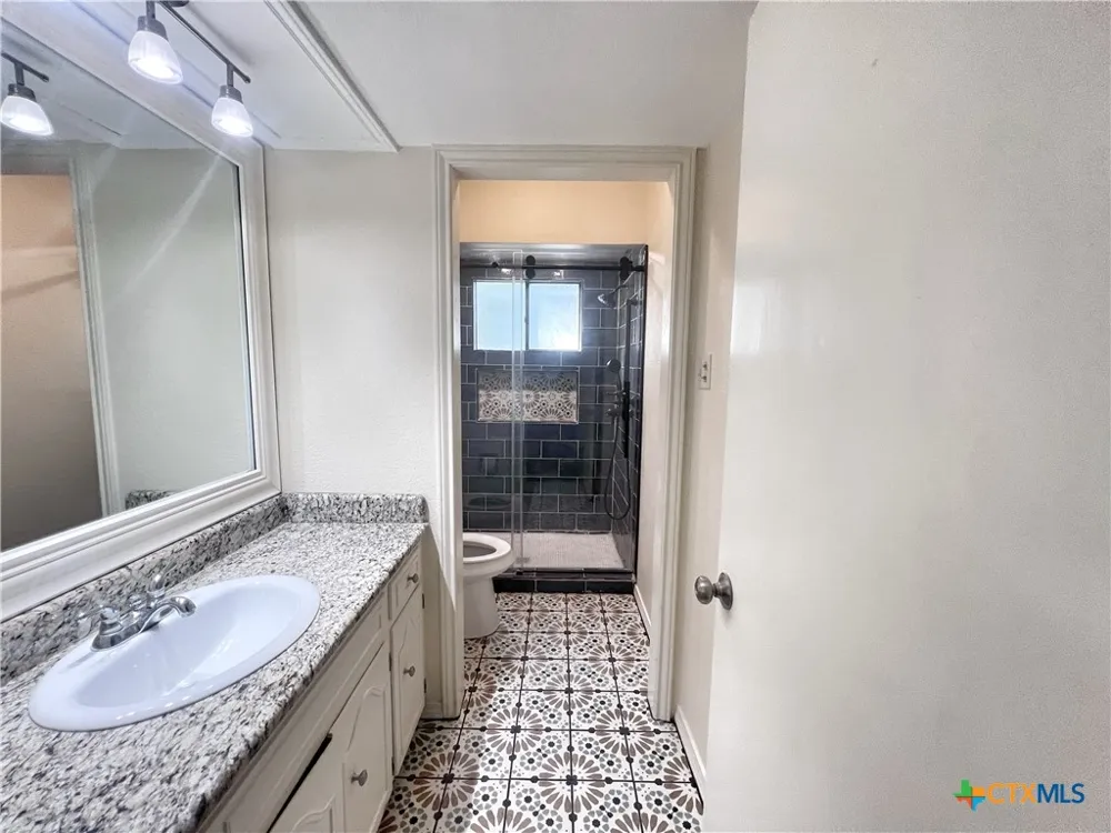 1438 Plumeria Street San Antonio, TX 78232