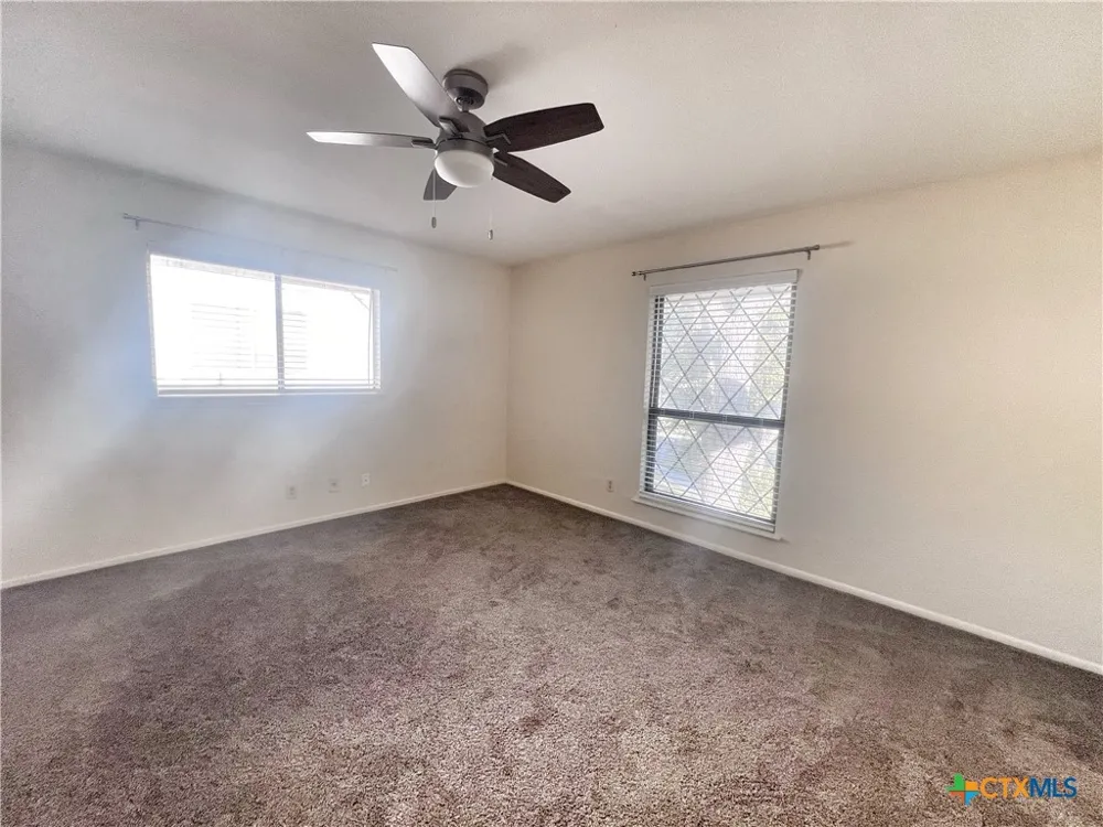 1438 Plumeria Street San Antonio, TX 78232
