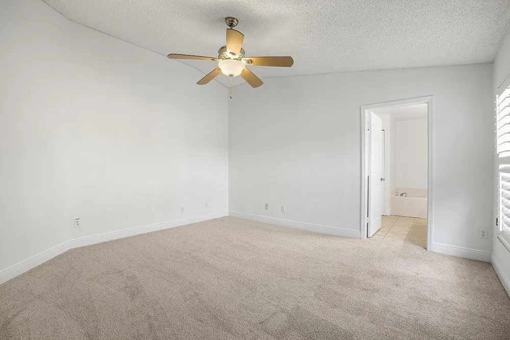 966 E 13th Square Vero Beach, FL 32960