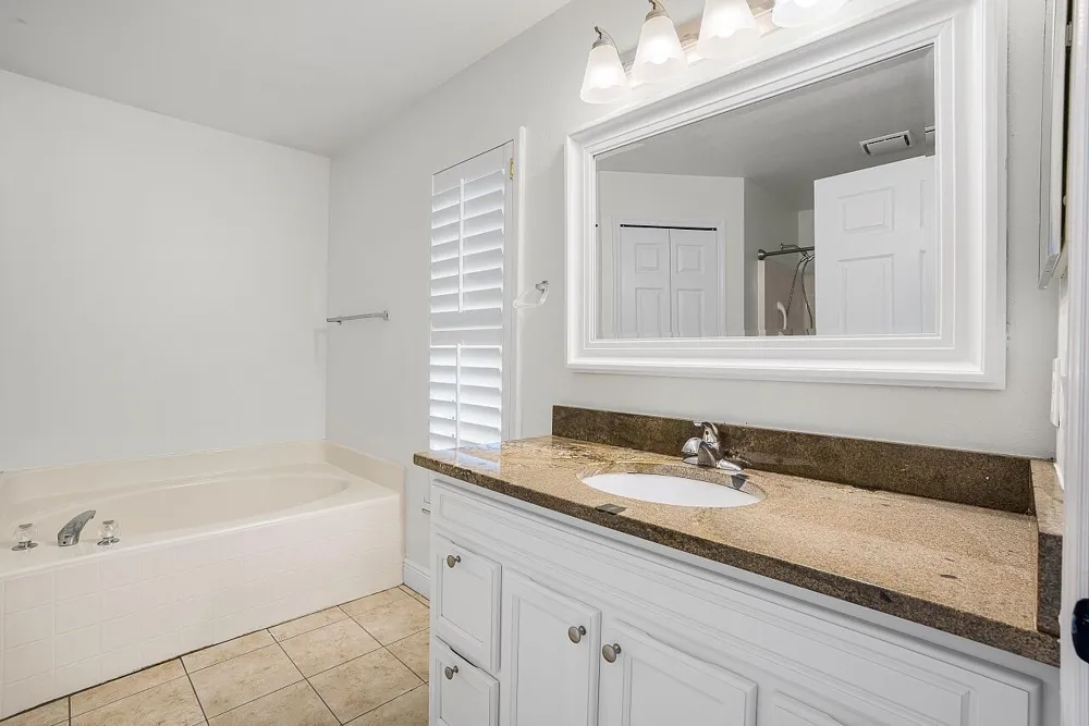 966 E 13th Square Vero Beach, FL 32960