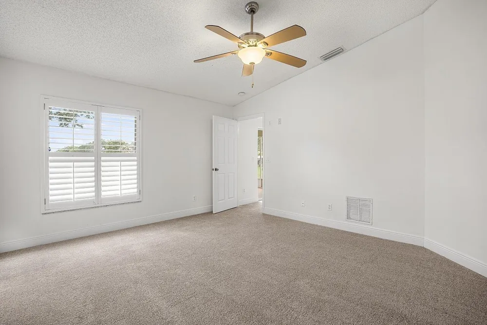 966 E 13th Square Vero Beach, FL 32960