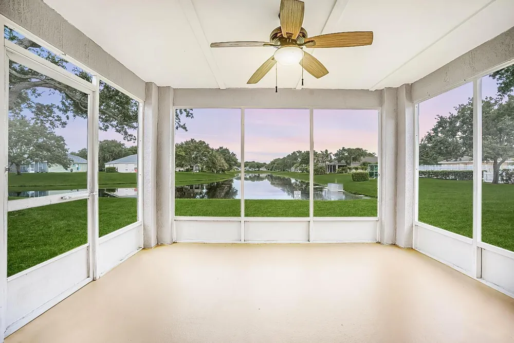 966 E 13th Square Vero Beach, FL 32960
