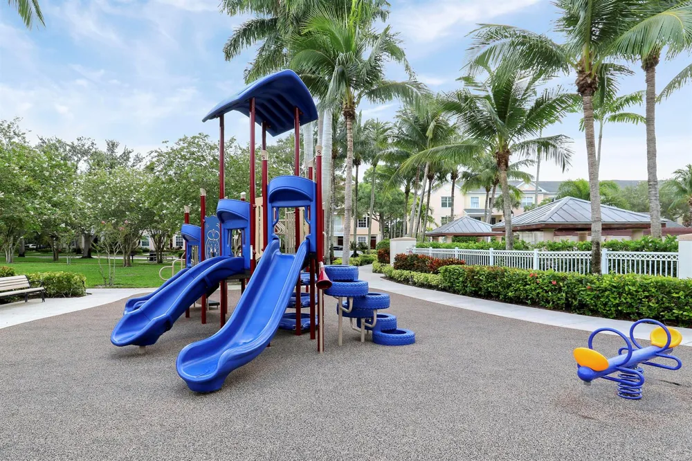 155 Galicia Way #204 Jupiter, FL 33458