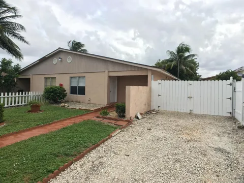 5852 Albert Road
