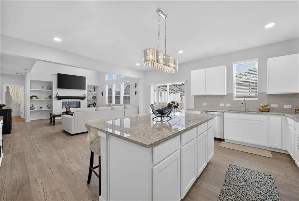 2532 Brown Dove Way Grayson, GA 30017