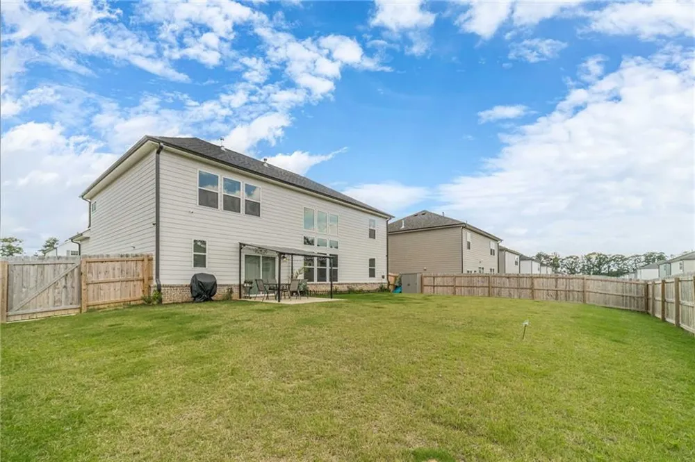 2532 Brown Dove Way Grayson, GA 30017