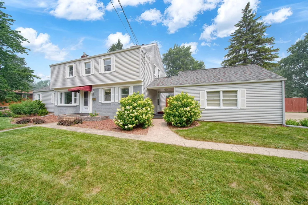 1058 Orchard Road Adrian, MI 49221