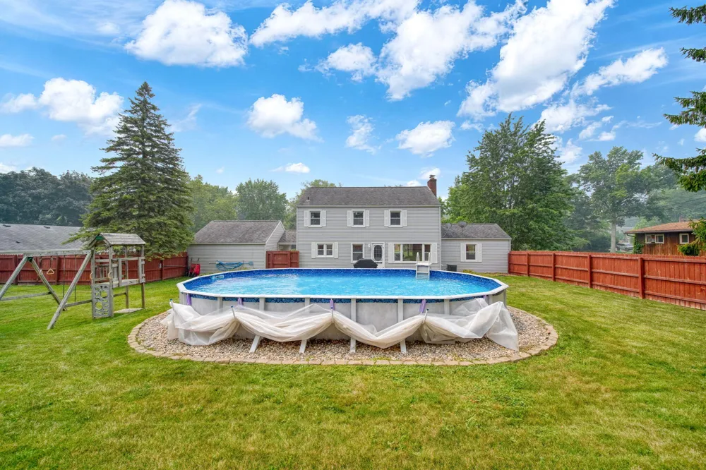 1058 Orchard Road Adrian, MI 49221