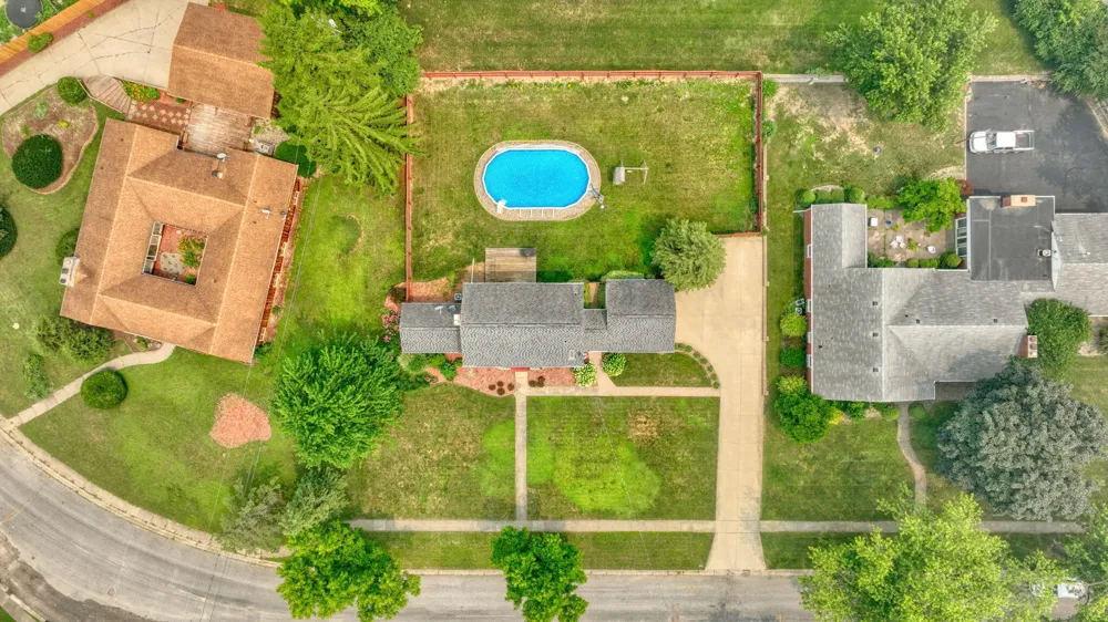 1058 Orchard Road Adrian, MI 49221